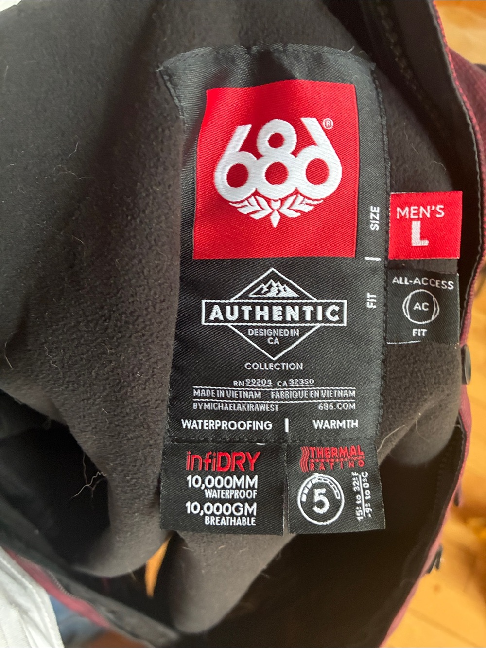 686 jacket - Picture 11 of 13